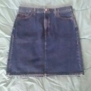 Levi jeans skirt size 14 regular
